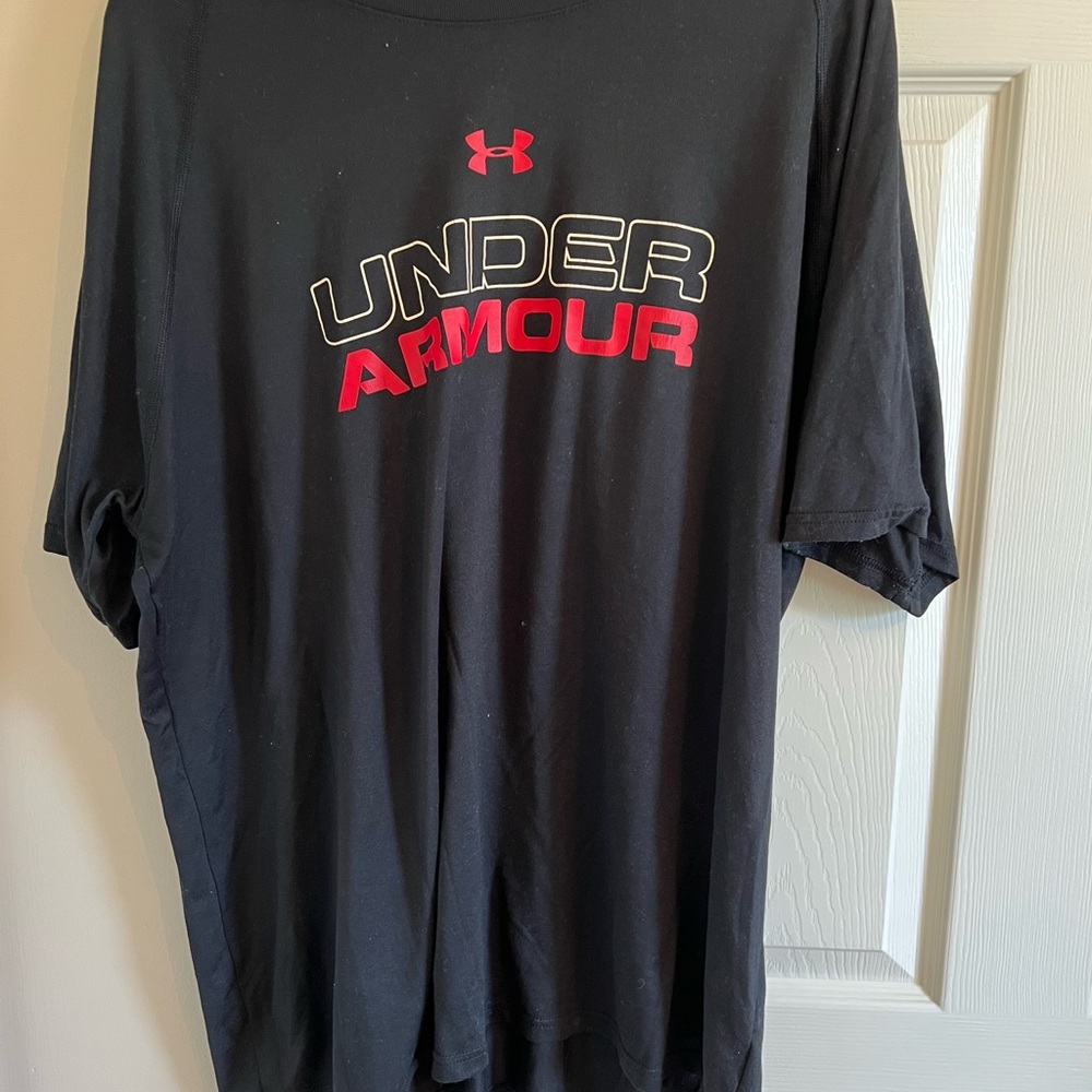 Mens Under Armour shirt